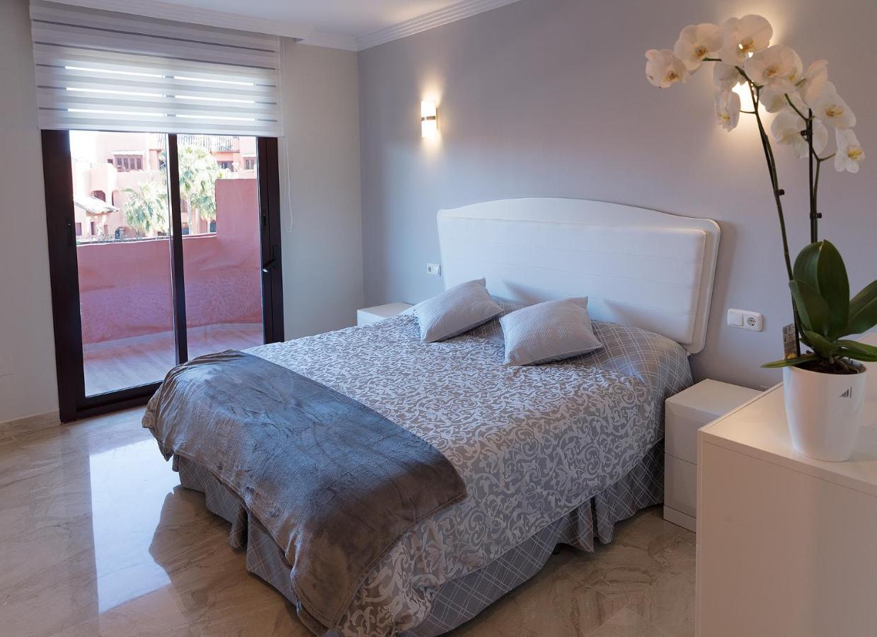 Marina Luxury Apartment Estepona Exterior photo