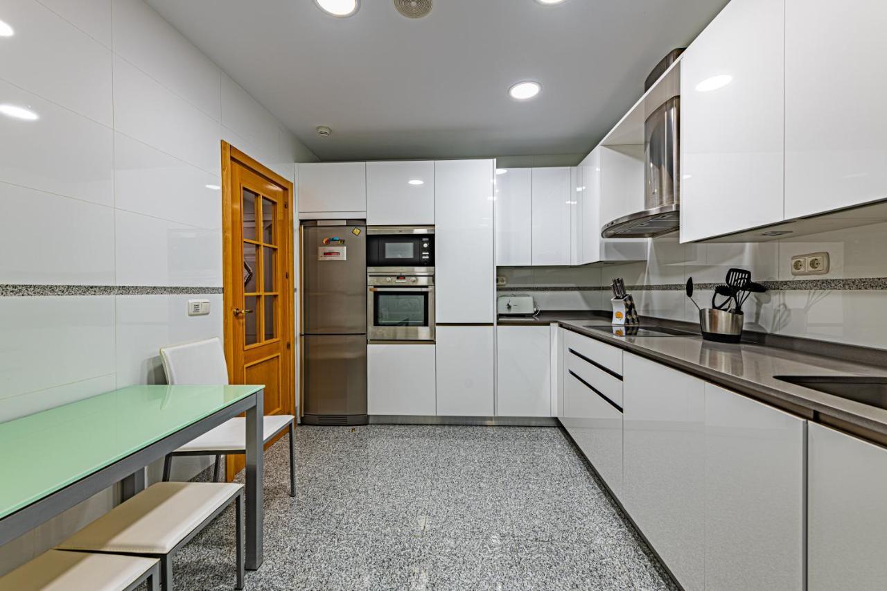 Marina Luxury Apartment Estepona Exterior photo