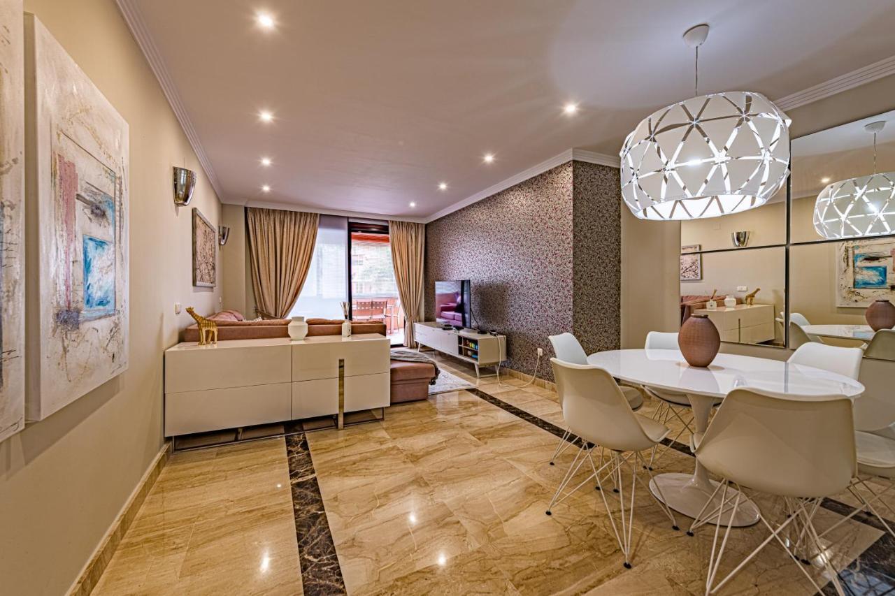 Marina Luxury Apartment Estepona Exterior photo
