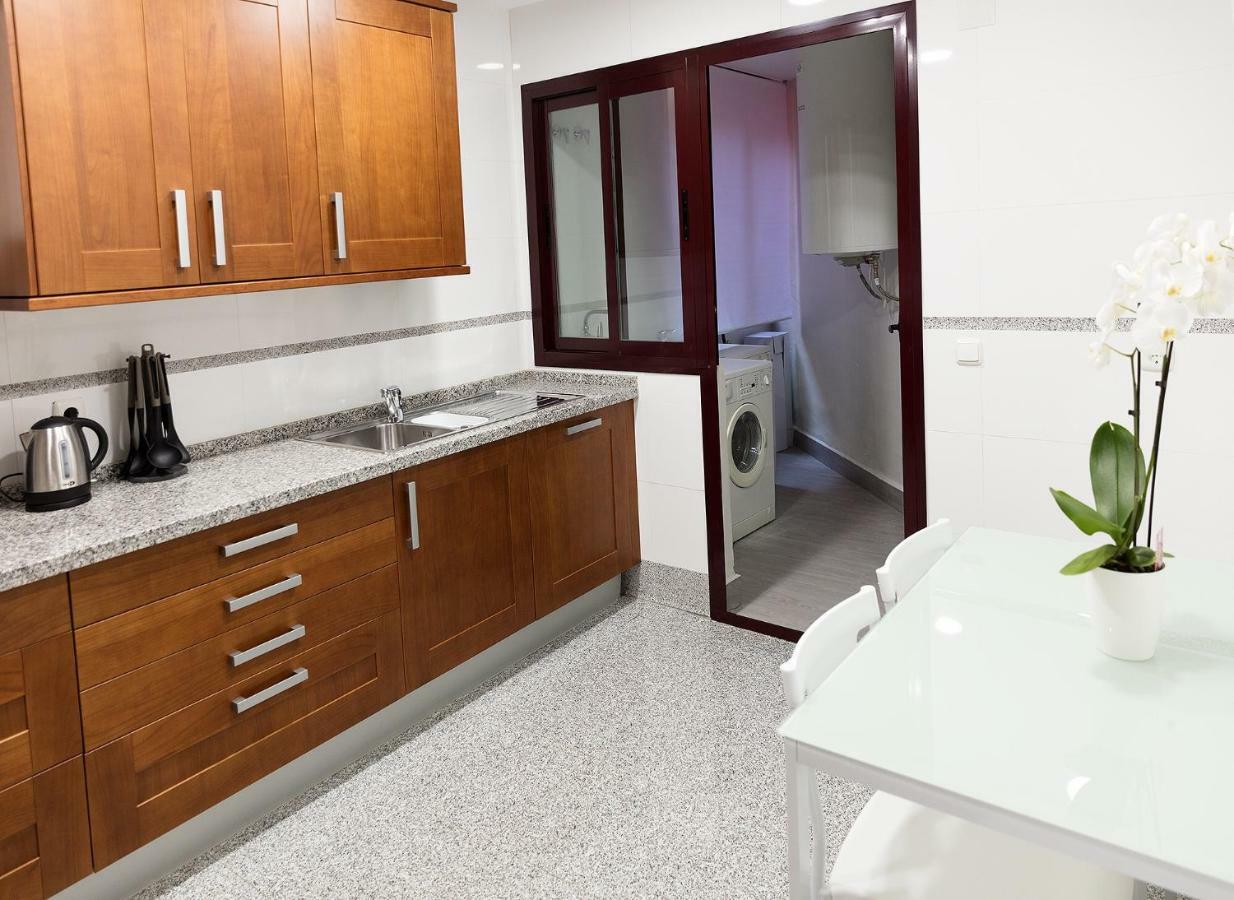 Marina Luxury Apartment Estepona Exterior photo